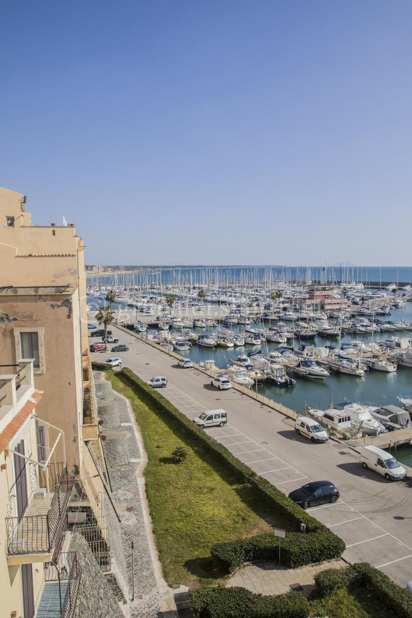 Apartmán A Casa Di Rino Nettuno Exteriér fotografie